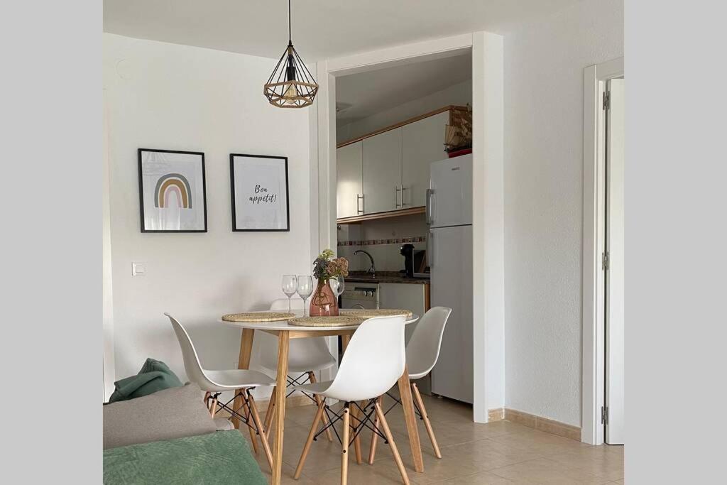 Apartamento Sajalin Салоу Екстер'єр фото